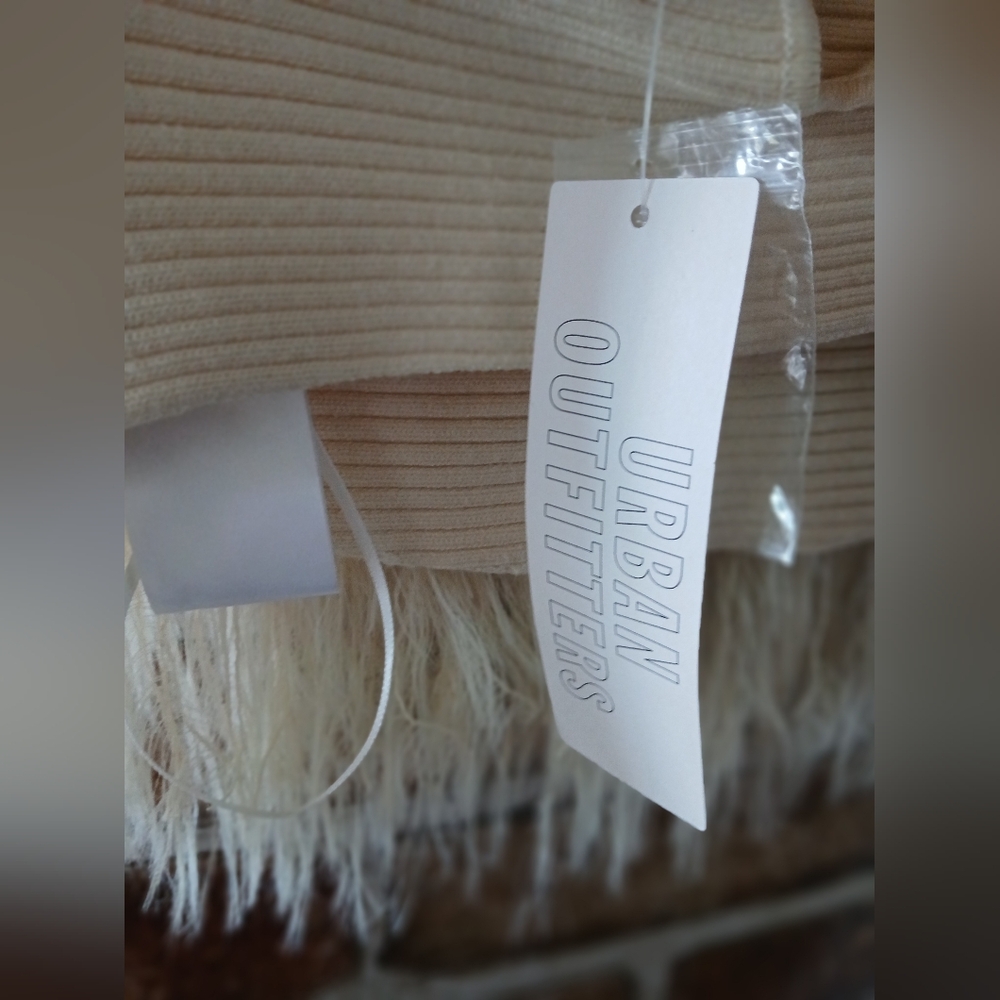 URBAN OUTFITTERS Ivory Faux FUR Fringe BANDEAU Tube TOP Y2K Summer Women's S - Picture 5 of 8